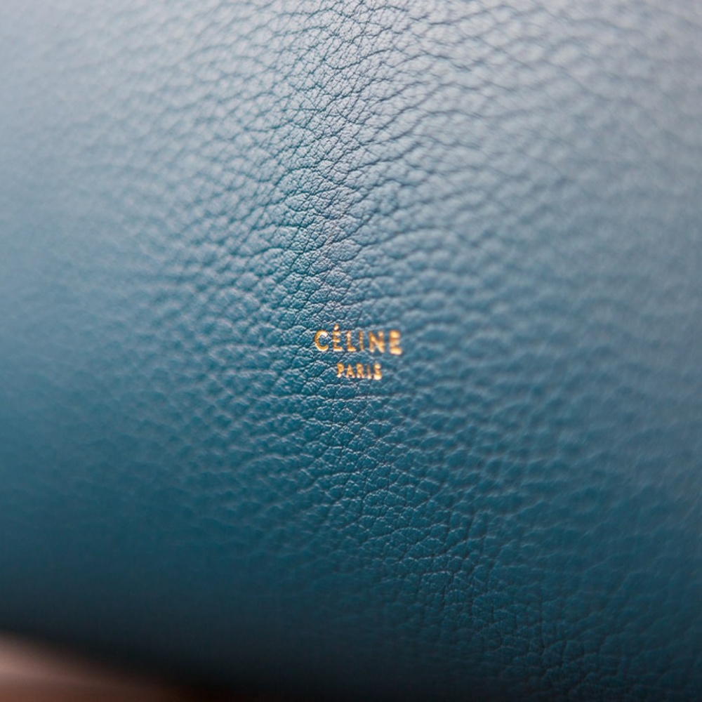 Celine Handbag - Picture 2 of 4